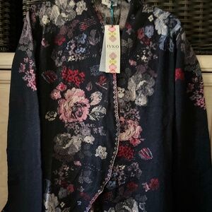 IVKO NWT 42 L/XL floral 100% wool sweater
